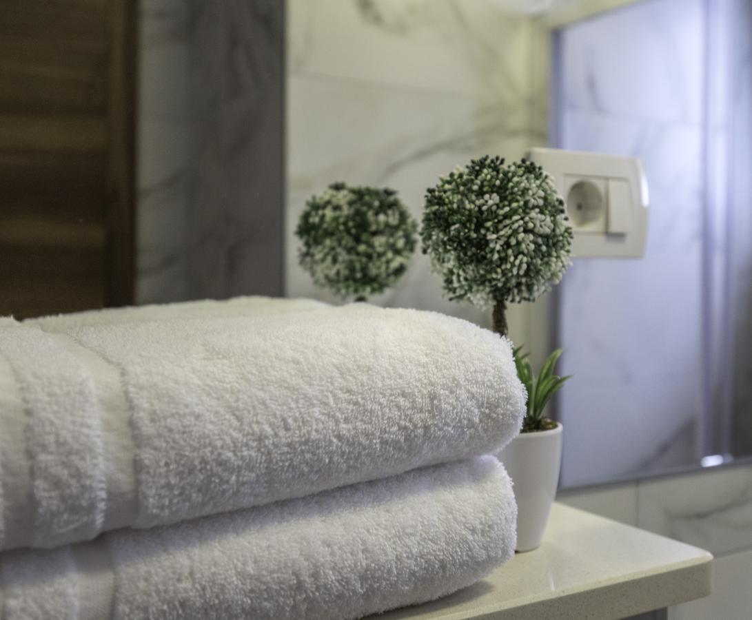 Lux Apartments Petar Baska Voda Ngoại thất bức ảnh