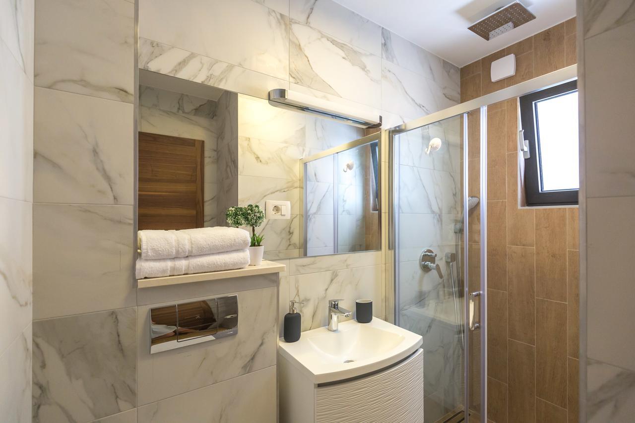 Lux Apartments Petar Baska Voda Ngoại thất bức ảnh
